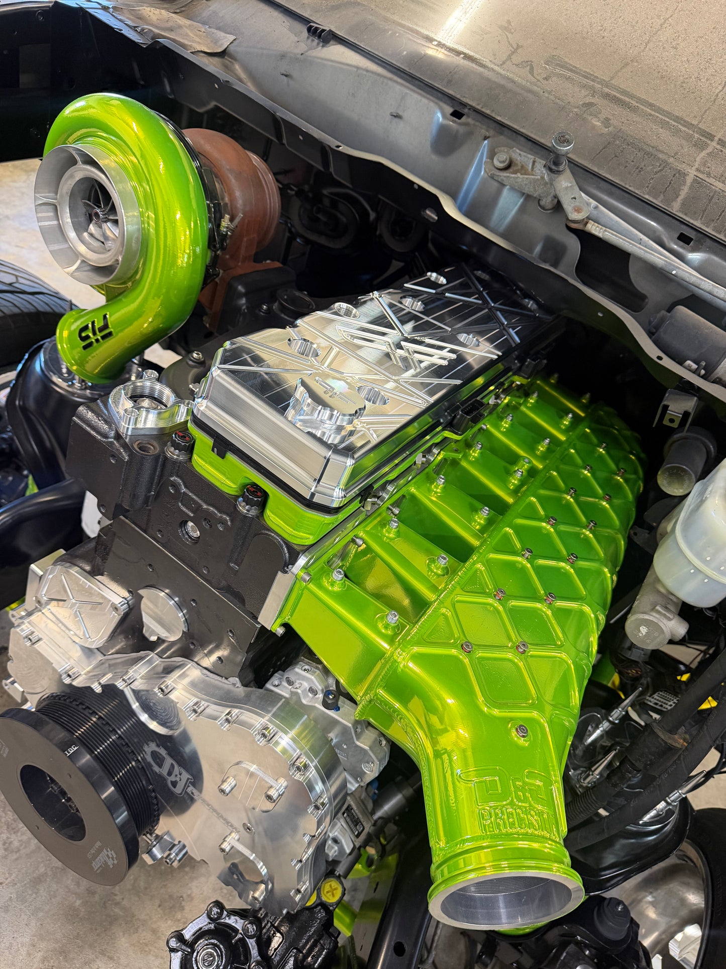 Phillips Fab Billet valve Cover